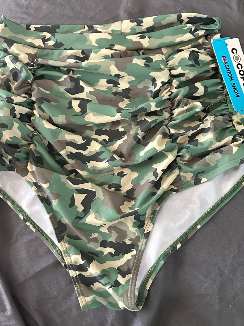 Cocopear fashion show camo tummy control bikini bottoms sz m NWT